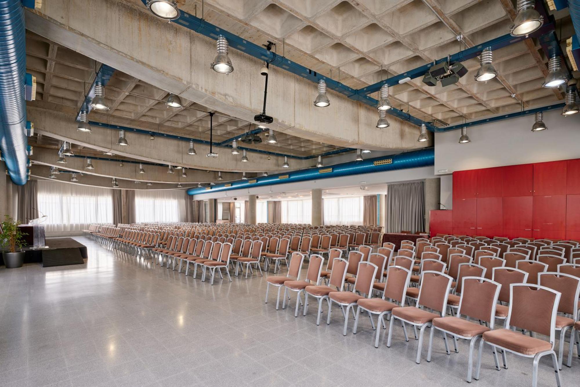 Exe Campus Cerdanyola del Vallès Exterior foto