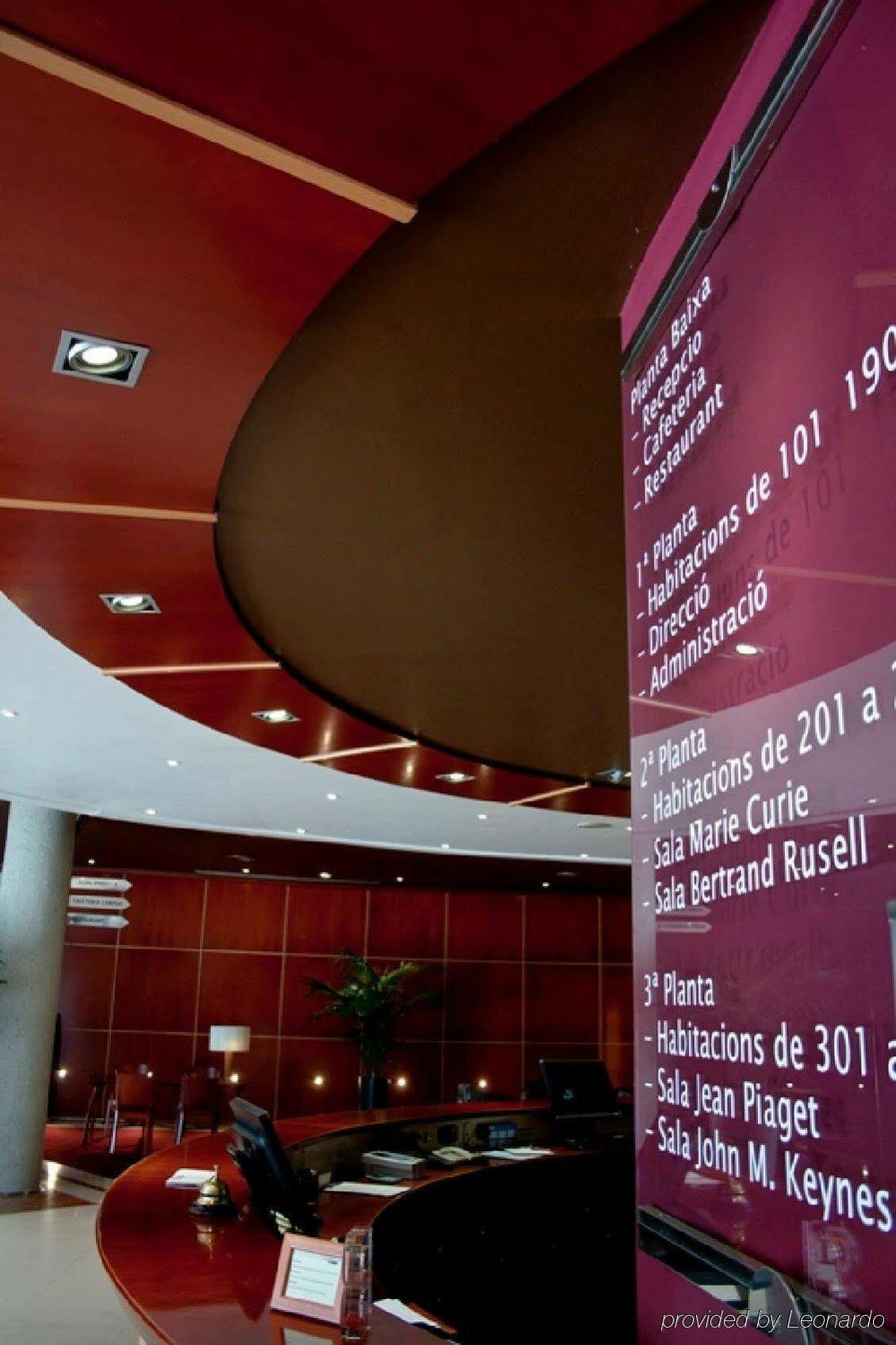 Exe Campus Cerdanyola del Vallès Interior foto